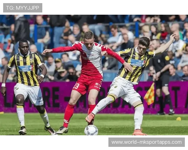 阿贾克斯继续稳居荷甲榜首，冠军之路愈加明朗，阿贾克斯在荷甲什么地位